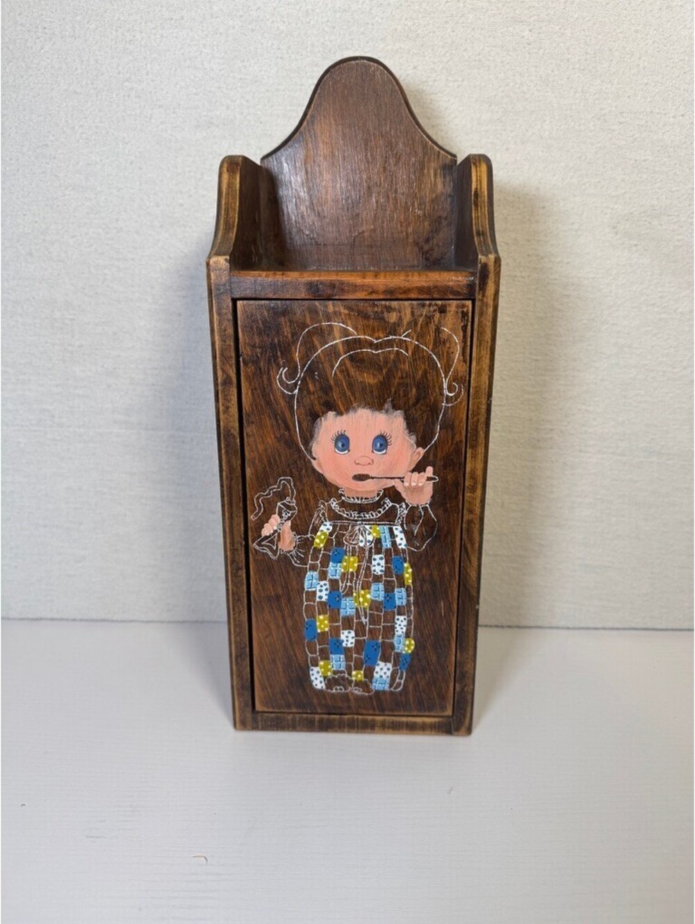 Vintage Wooden Toothbrush Cabinet with Hand-Painted Doll Wall Mounted Free Stand